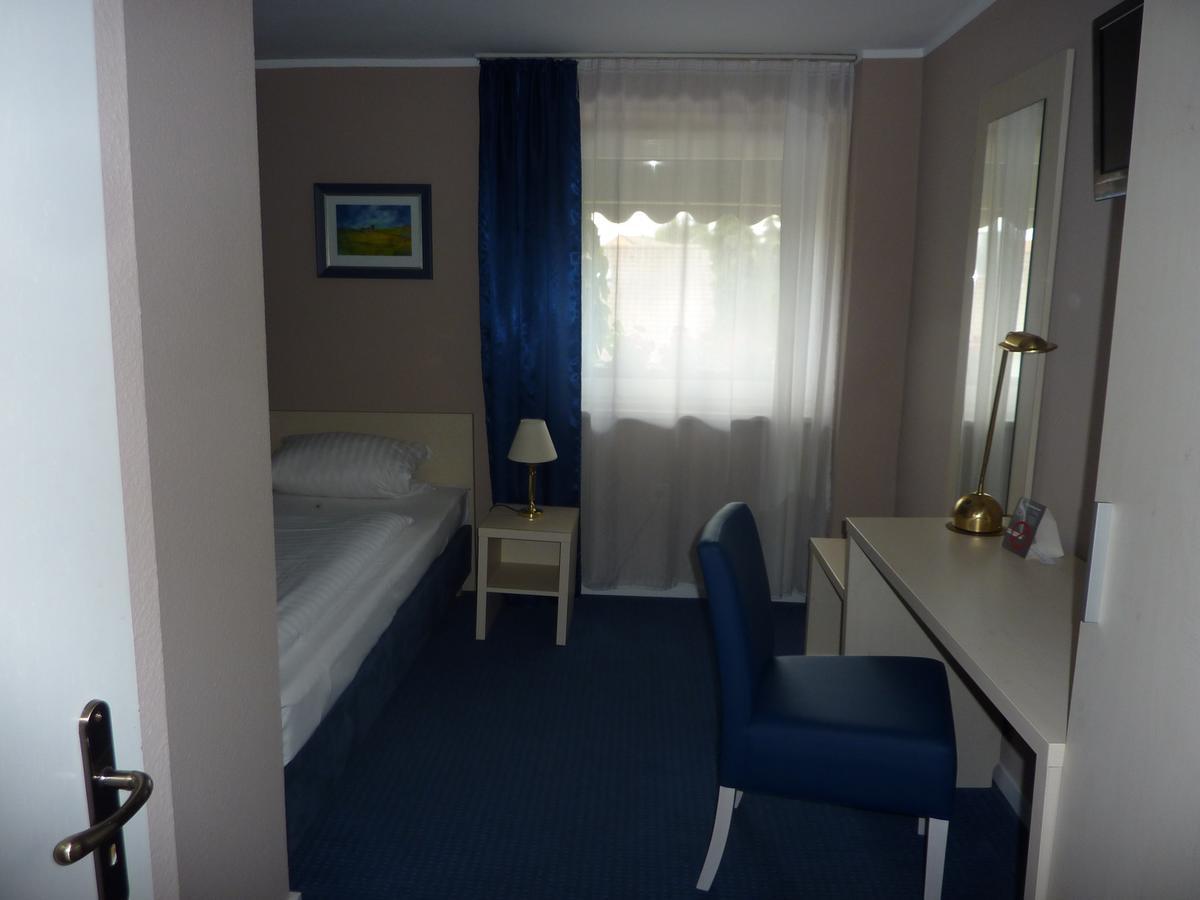 Hotel Pelikan Kitzingen Kültér fotó